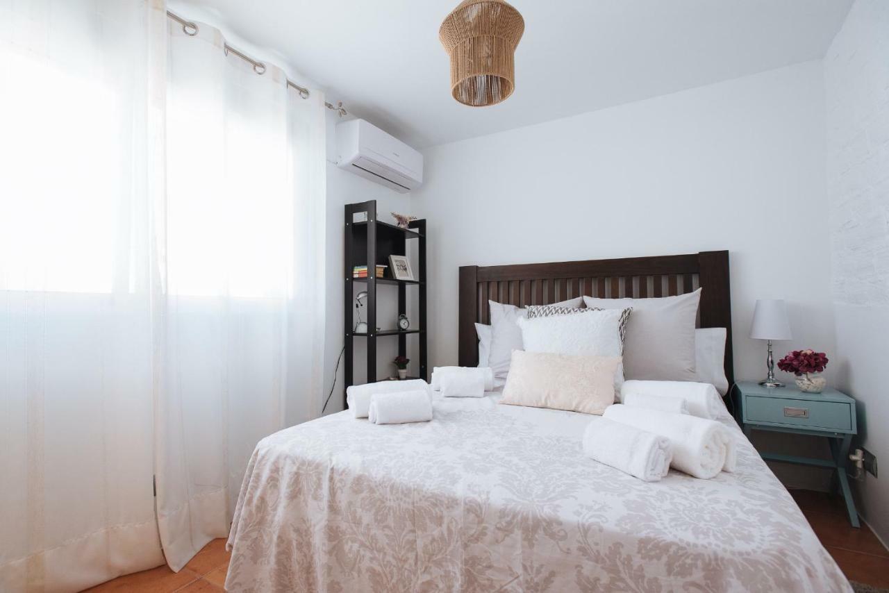 Cozy Attic With Terrace- 1Bd 1Bth- San Vicente Apartment เซบีญา ภายนอก รูปภาพ