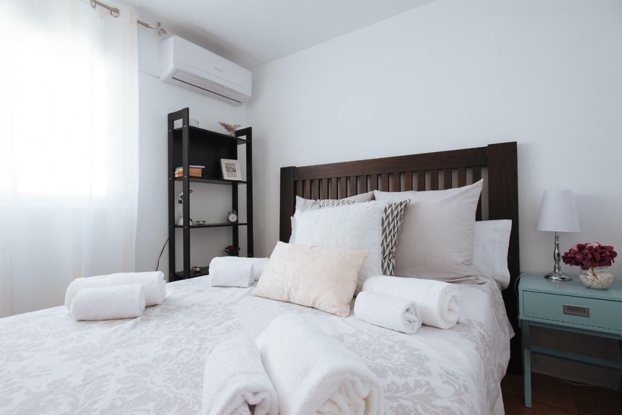 Cozy Attic With Terrace- 1Bd 1Bth- San Vicente Apartment เซบีญา ภายนอก รูปภาพ