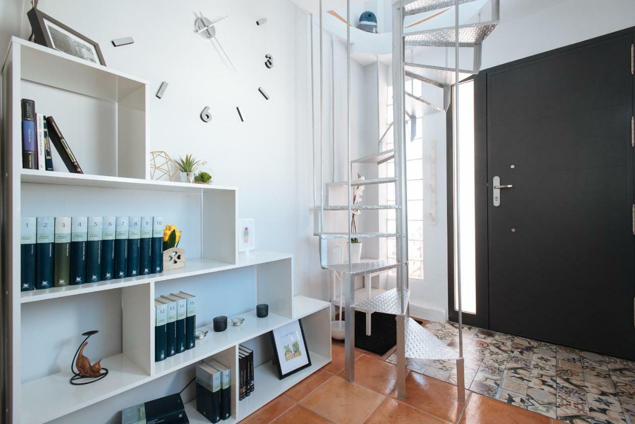 Cozy Attic With Terrace- 1Bd 1Bth- San Vicente Apartment เซบีญา ภายนอก รูปภาพ